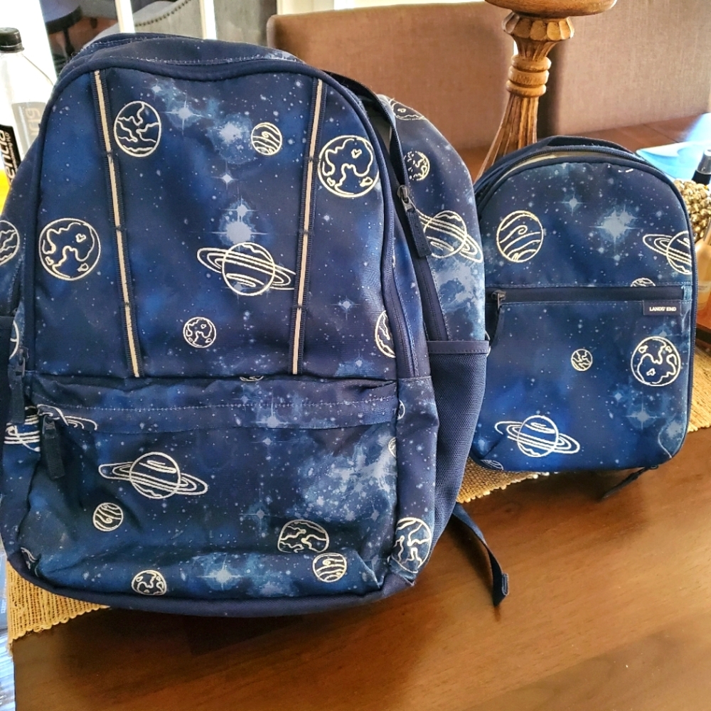 LandsEnd Large Kids Backpack w/Lunch Bag